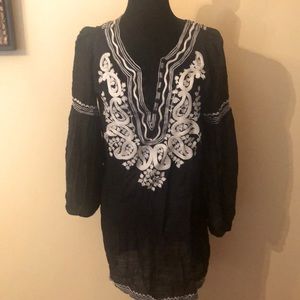 Joie embroidered tunic. Size Small